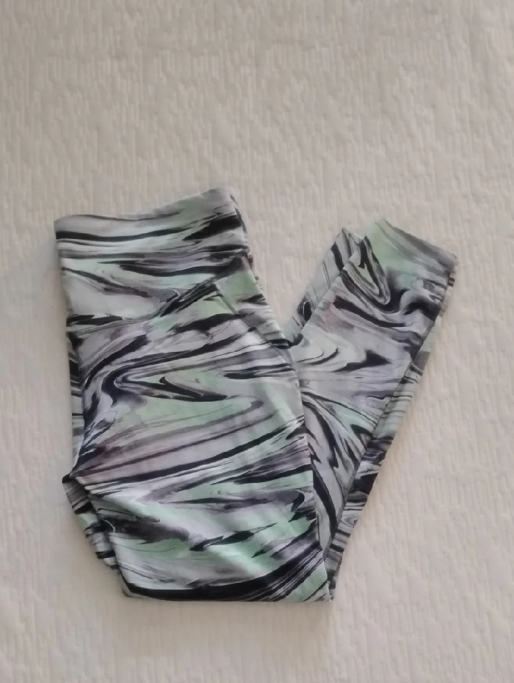 lululemon athletica Marble-Print Leggings in Mint, Gray & Black